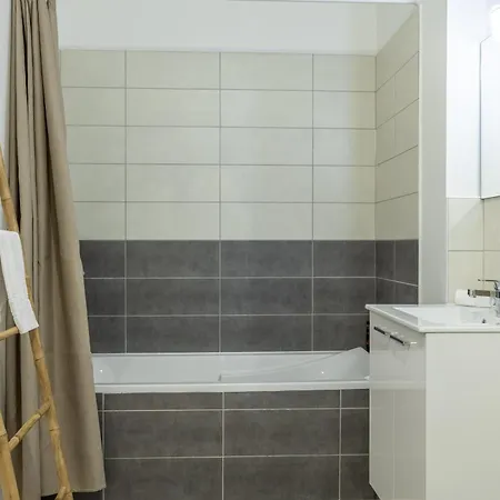 Le Patio - Parking By Primo Conciergerie Apartment *